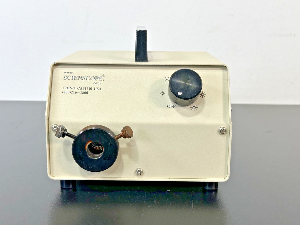 Scienscope Fiber Optic Microscope Illuminator Light Source Working1