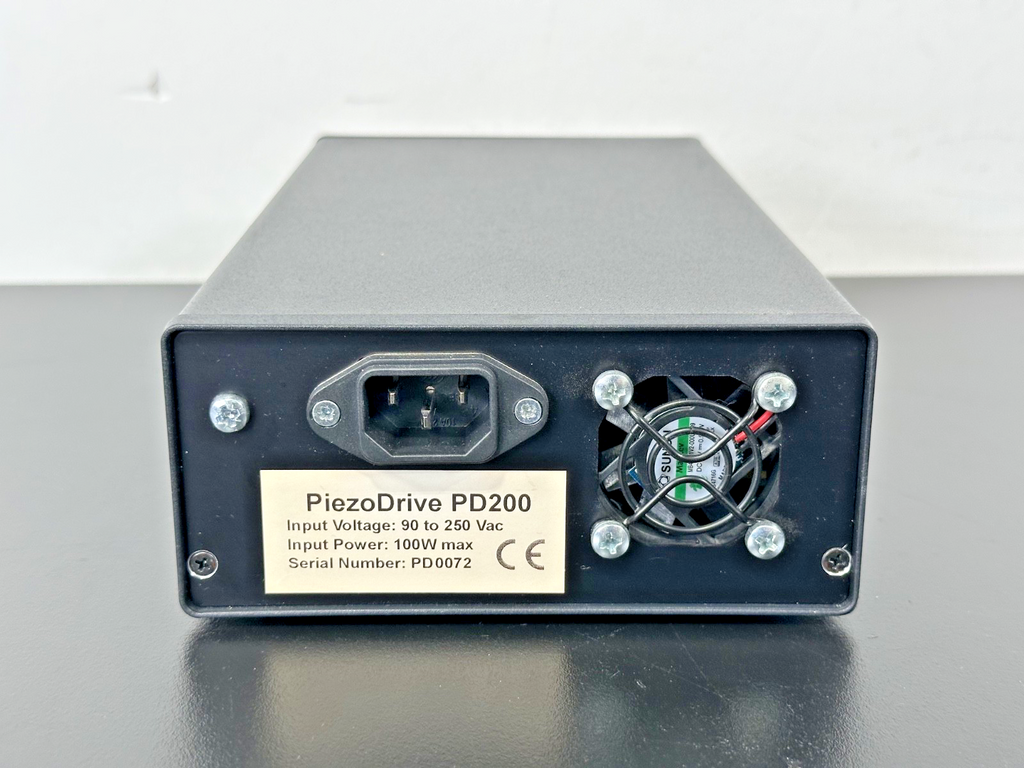 PD200 60W High Voltage Piezo Actuator Amplifier Powers On Working4