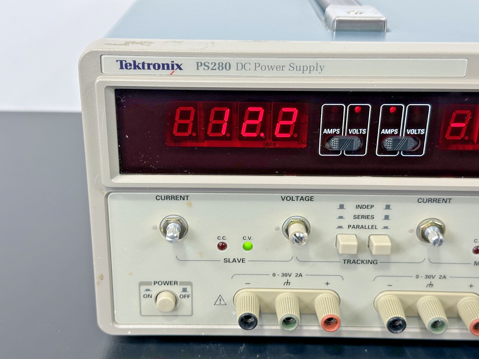 Tektronix PS280 Triple Output DC Power Supply 0 30V 2A 5V 3A Powers On Working1