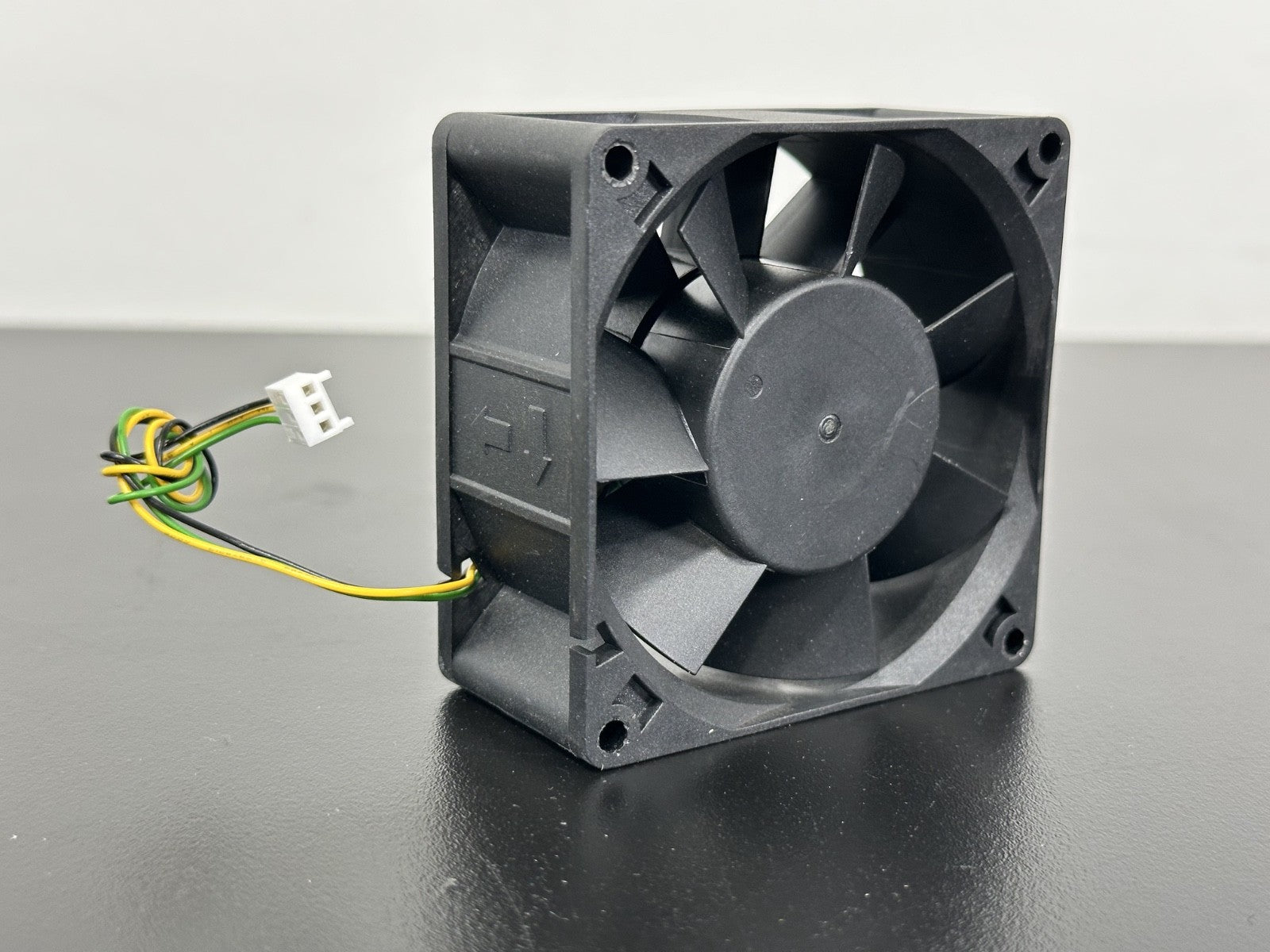 COFAN F 8038HH12B 12V DC 1.00A Brushless Cooling Fan 3 Wire1