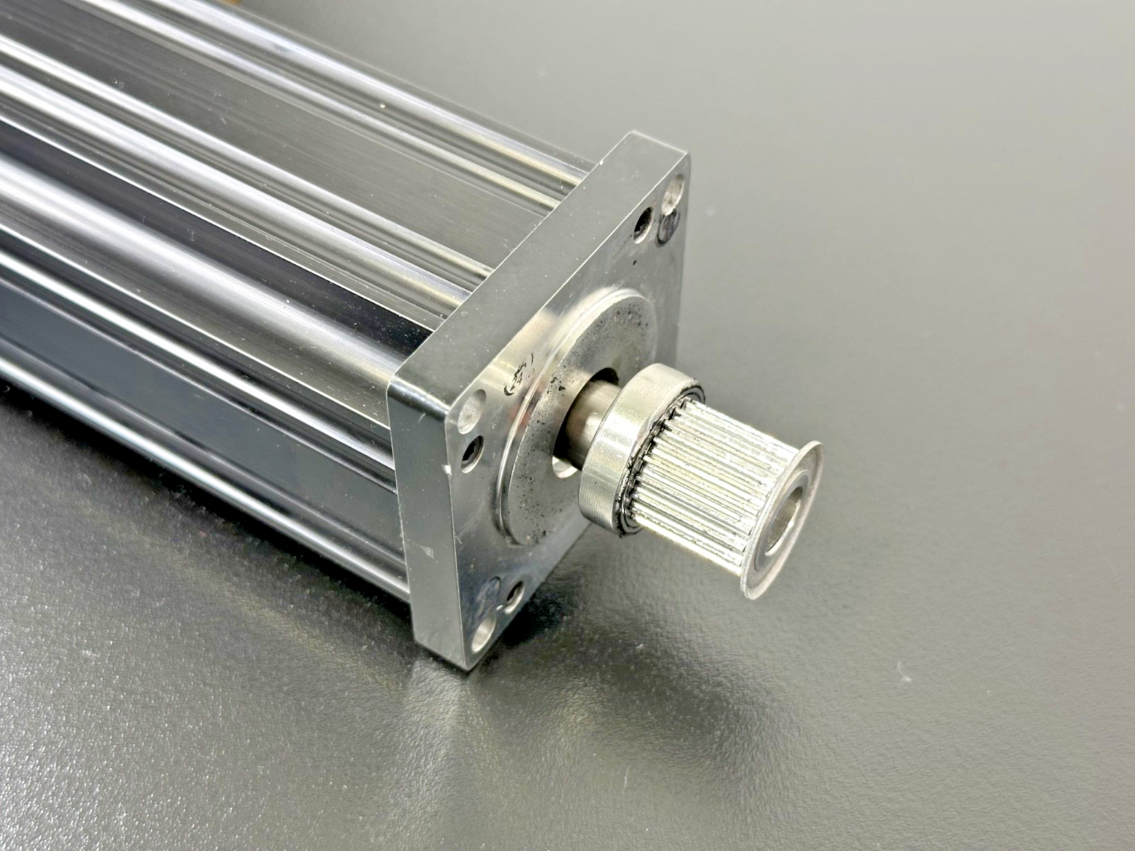 Parker CM233AQ 11I3221 Servo Motor 120926N0027 340V 0.652kW3
