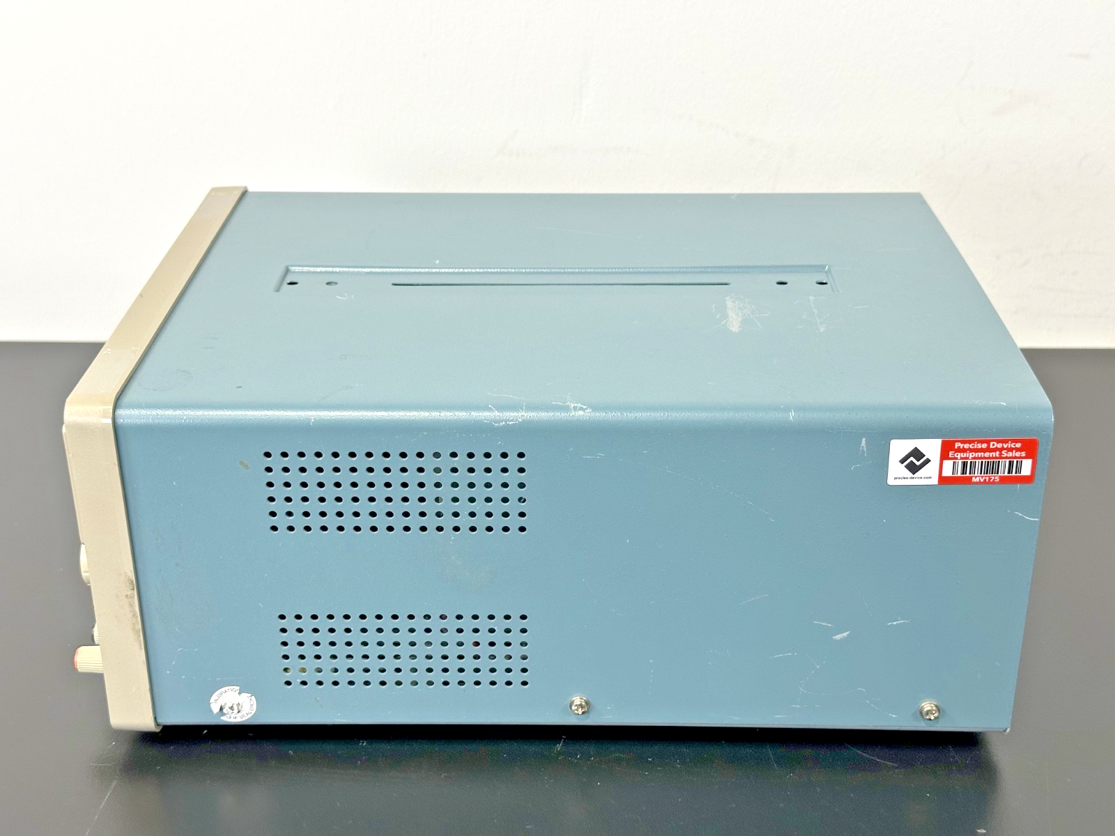Tektronix PS280 Triple Output DC Power Supply 30V 2A 5V 3A Powers On Working5