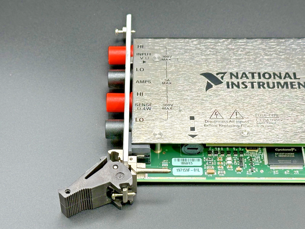 National Instruments NI PXI 4065 6½ Digit 300V 3A Digital Multimeter Module2