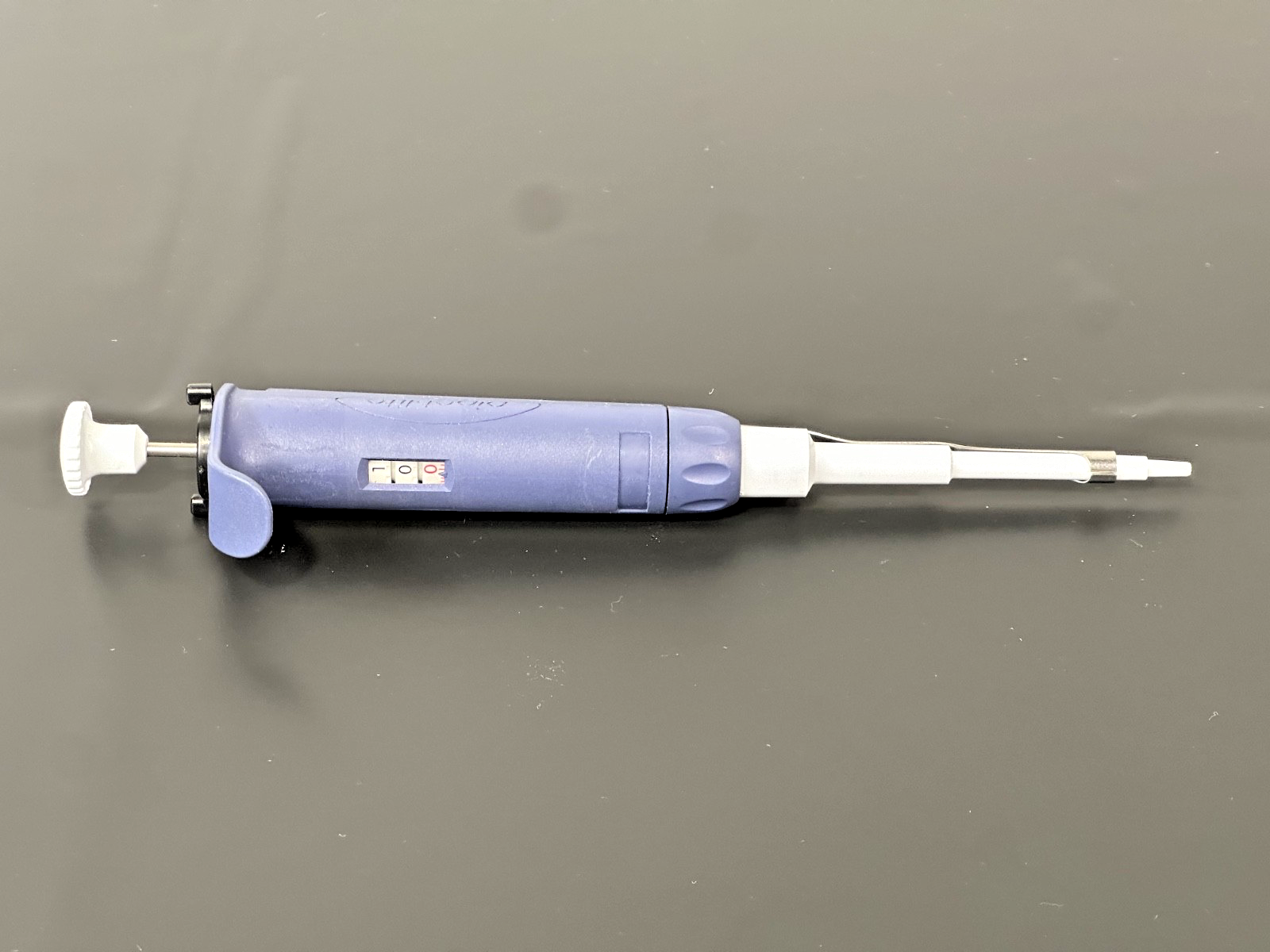 Rainin L 10 Adjustable Single Channel Micropipette 0.5 10µL Pipettor1