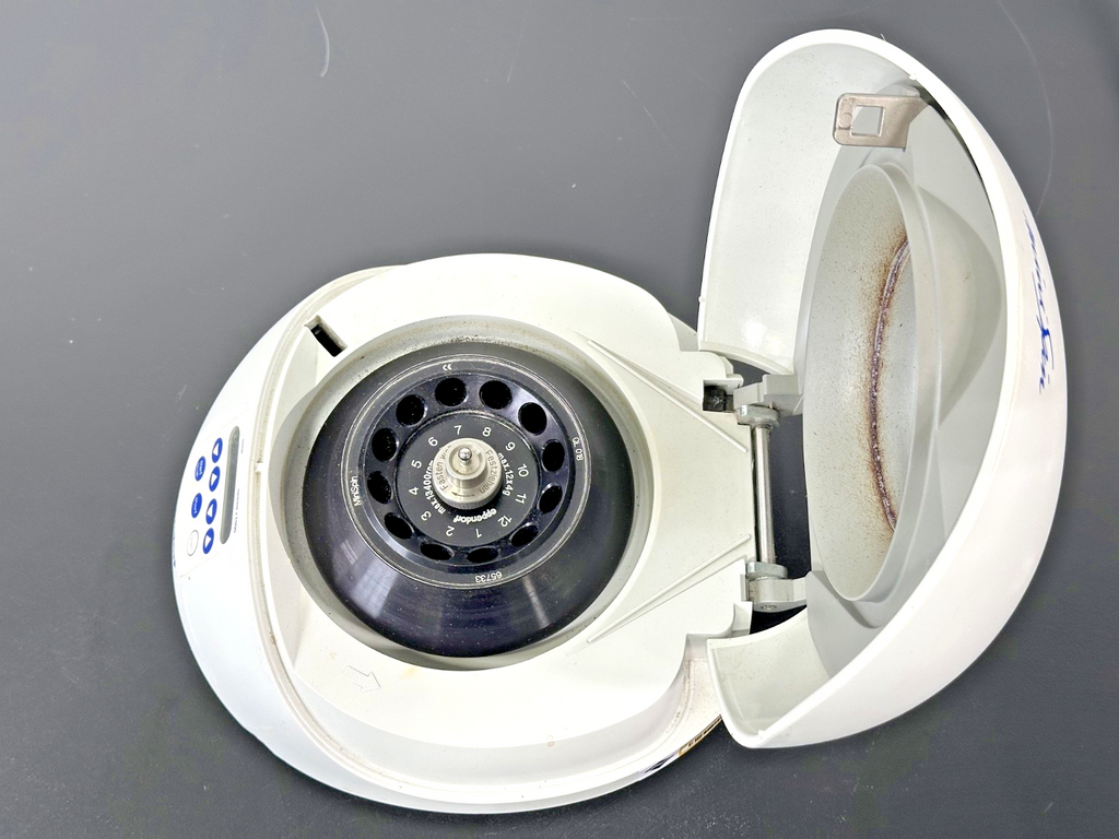 Eppendorf MiniSpin 5452 Laboratory Microcentrifuge For Parts Repair3