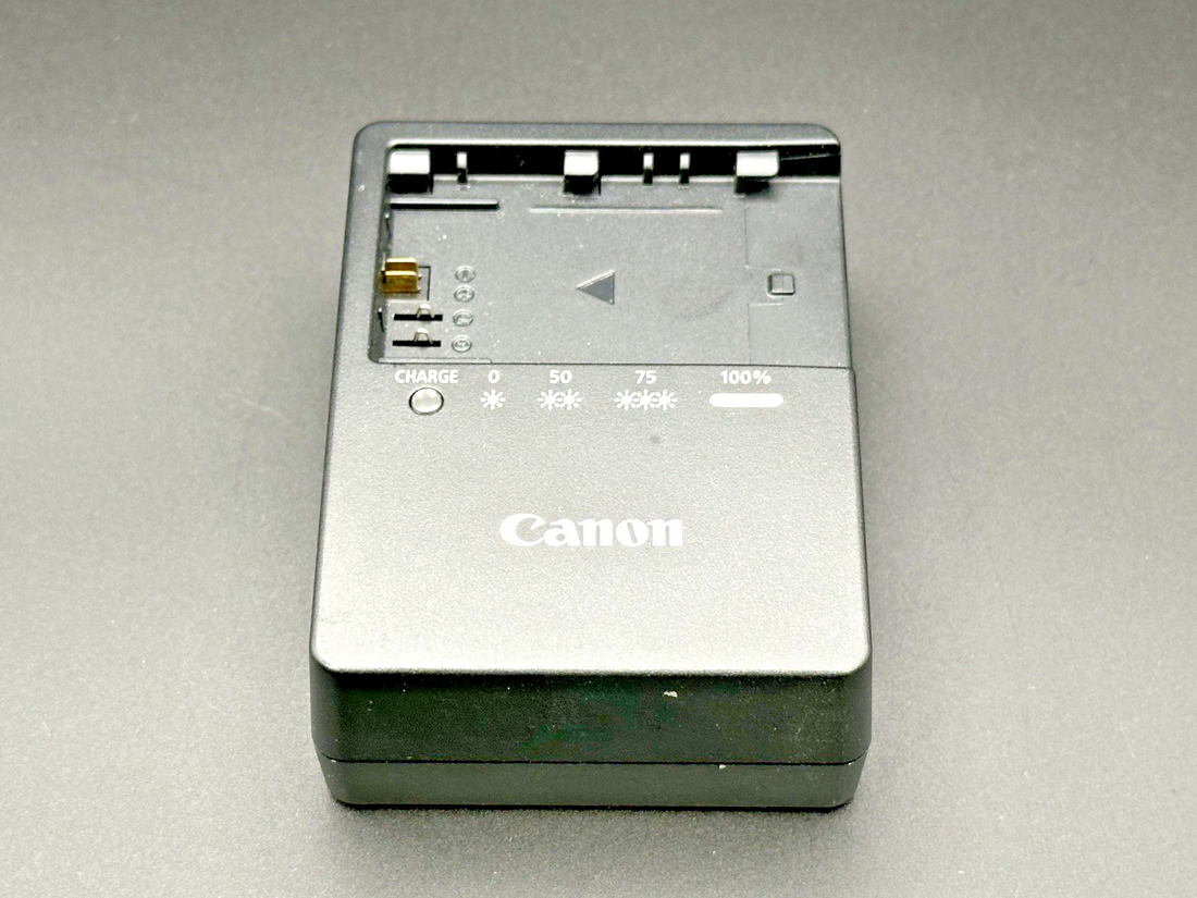 Canon LC-E6 DS510101 Battery Charger Genuine OEM0