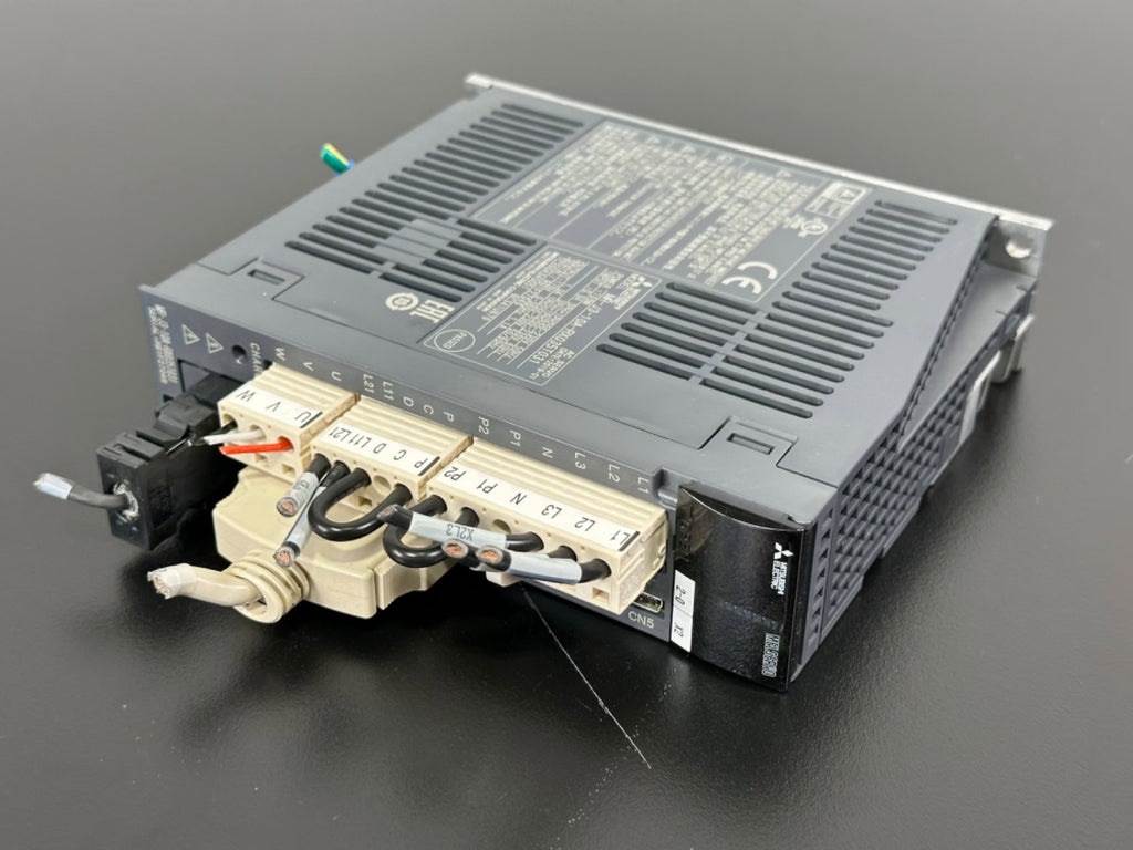 Mitsubishi Electric MR J3 10A RX035T031 Servo Drive Amplifier 100W MR J32