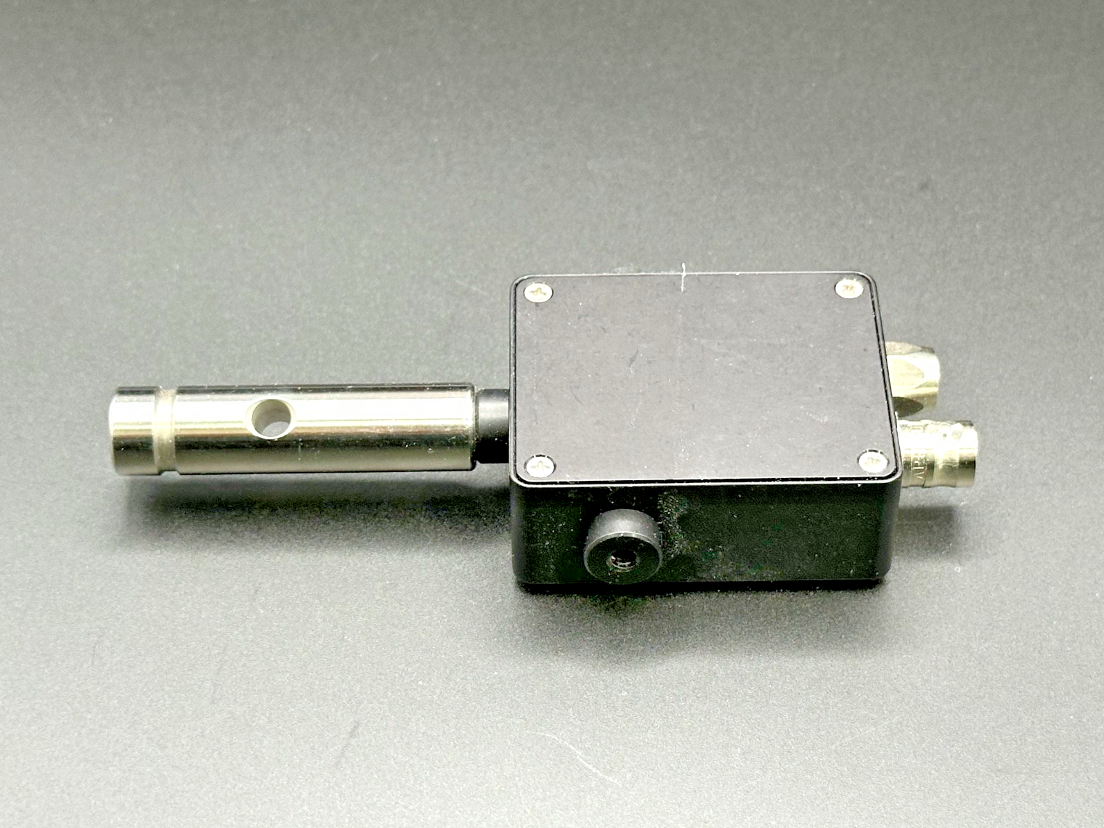 Thorlabs PDA100A Si Switchable Gain Amplified Detector 340–1100nm w/Post3