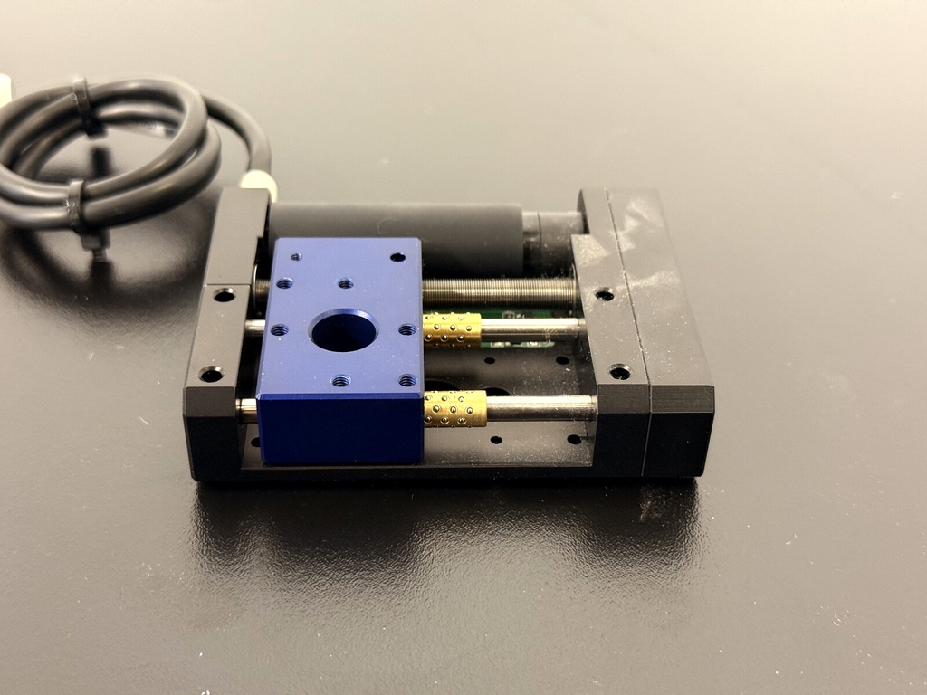 Physik Instrumente PI M 112.1DG Linear Microtranslation Piezo Translation Stage1