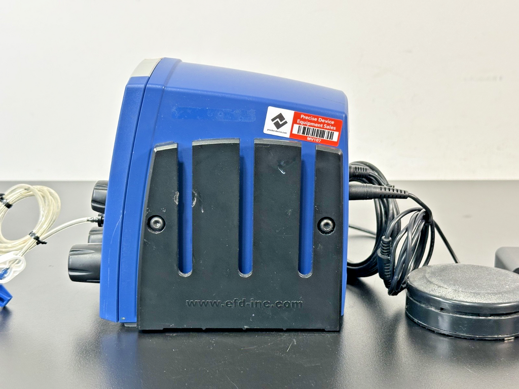 Nordson EFD Ultra 2400 Series Digital Fluid Dispenser w/ Foot Pedal Working5