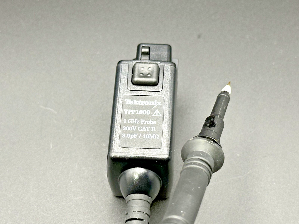 Tektronix TPP1000 1GHz 10X Passive Oscilloscope Probe 300V CAT II4