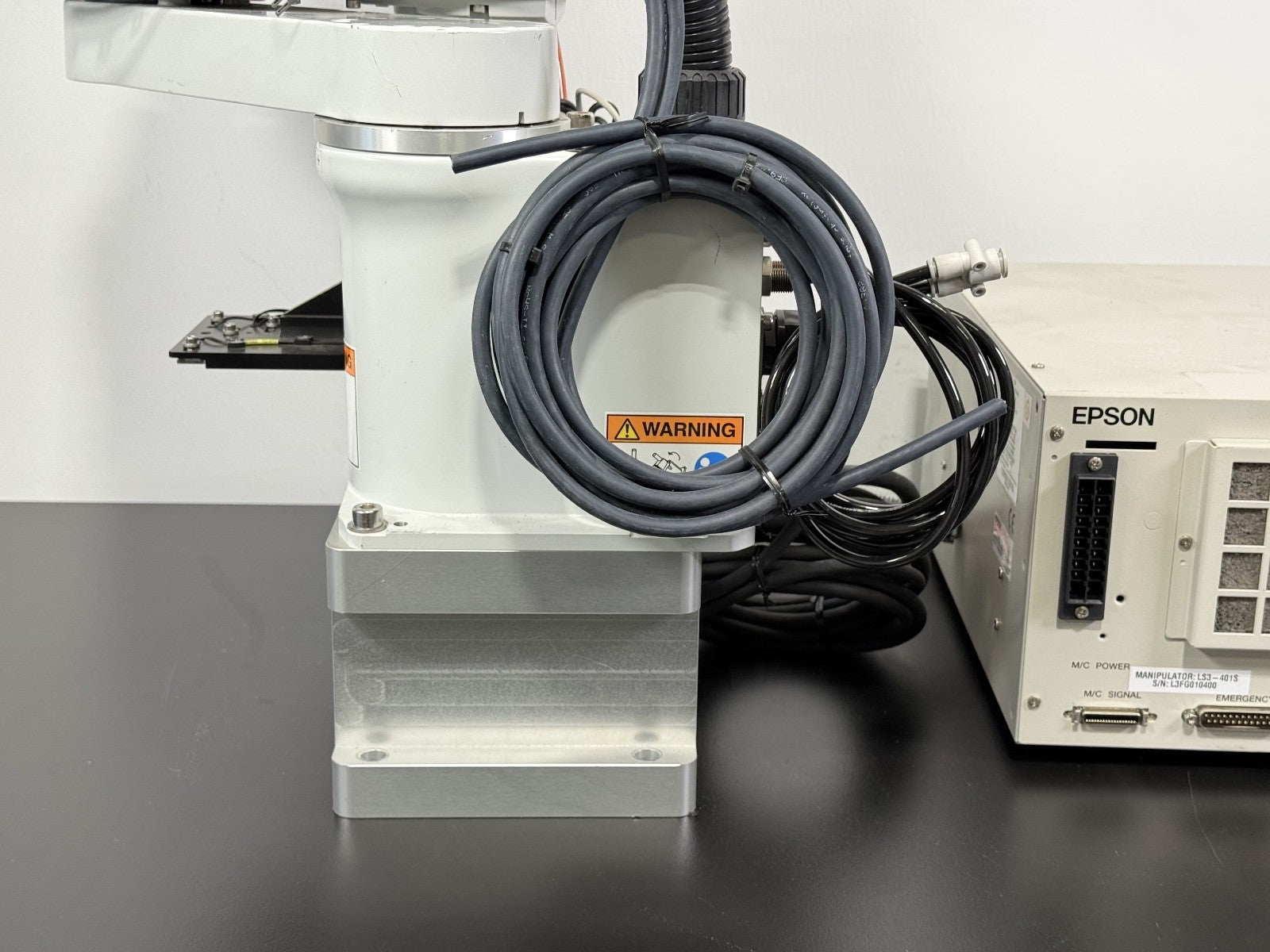 Seiko Epson LS3 401S 4 Axis SCARA Robot w/ RC90 Controller 200–240VAC7