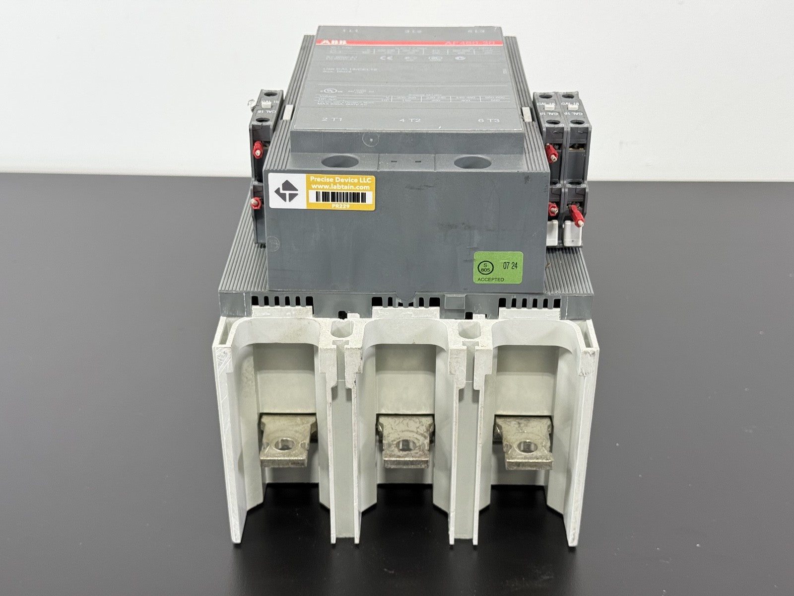 ABB 3 Pole Contactor AF460 30 1000V 650A 500HP, 100 250 Volt AC/DC Coil0