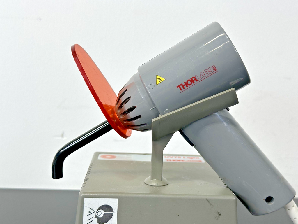 Thorlabs UV75 560 UV Curing Light System w/ Handpiece Stand For Parts4