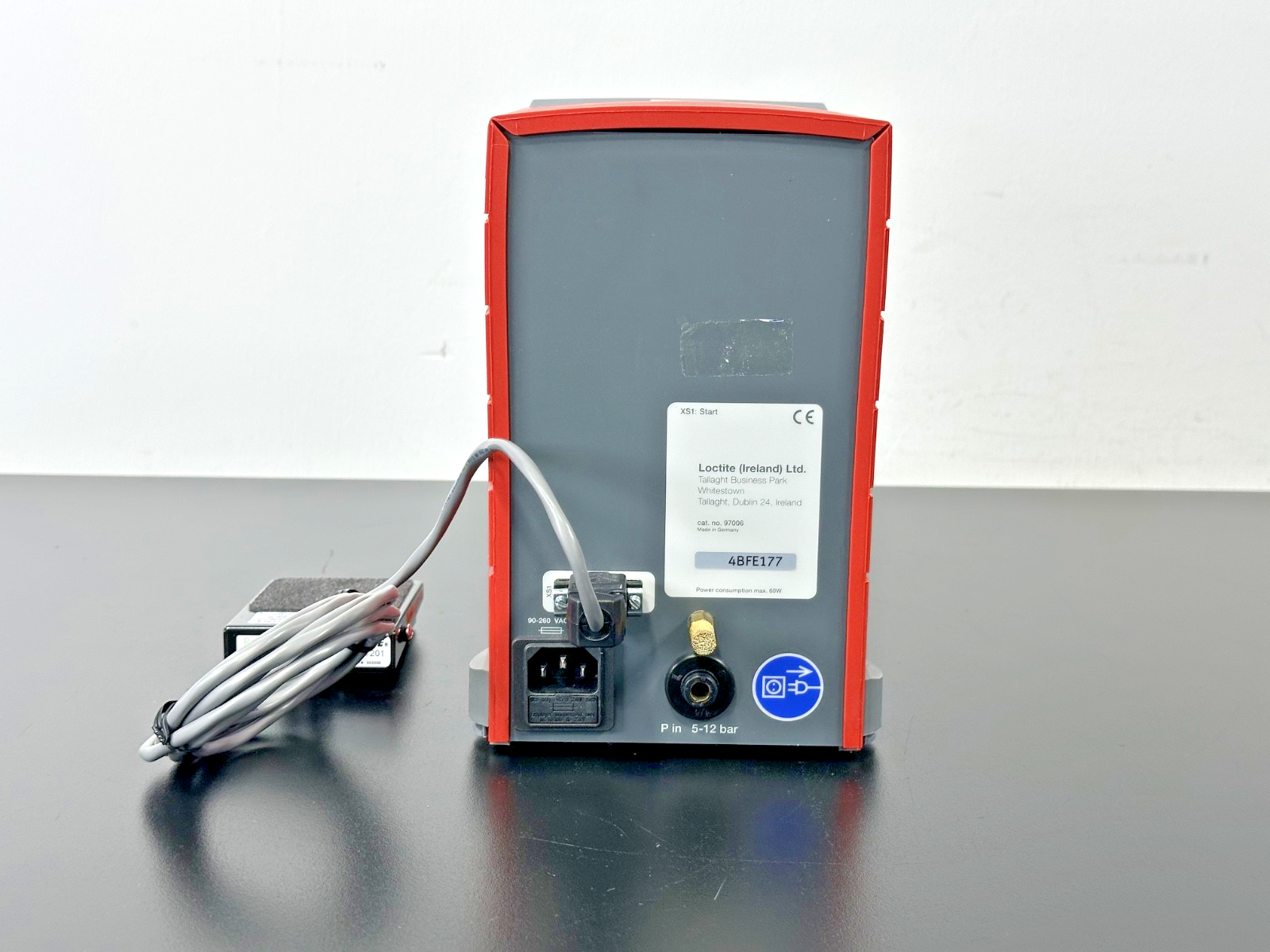 Loctite 97006 Digital Precision Syringe Dispenser w/ Foot Pedal Powers On3
