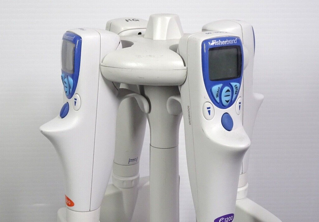 BioHit Eline e1200 | e300 | e120 | e10 12 Channel Pipette With Charging Stand1