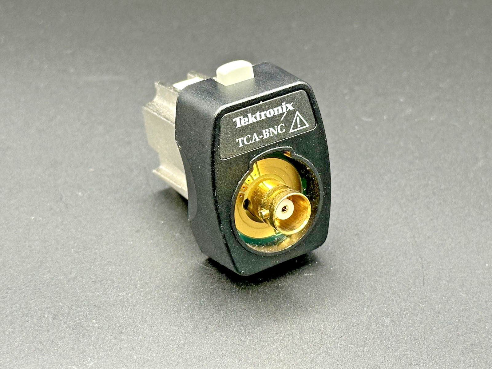 Tektronix TCA BNC 50 Ohm TekConnect to TekProbe BNC Adapter0