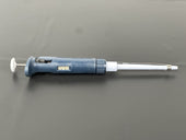 Gilson P200 Adjustable Micropipette 20 200µL Single Channel Pipettor5