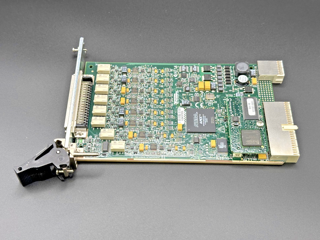 National Instruments NI PXI 6133 S Series 8 Ch 14 Bit Multifunction DAQ Module0