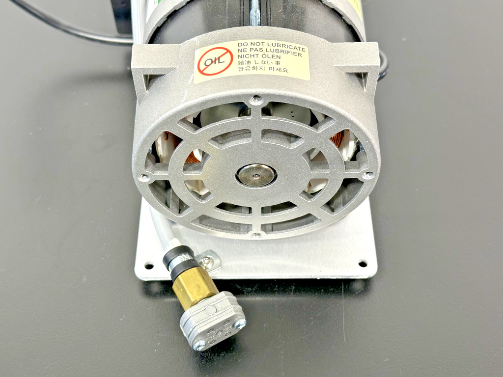 G&M Tech 40RVS Oil Less Rocking Piston Vacuum Pump 24VDC 40 LPM Used Untested3