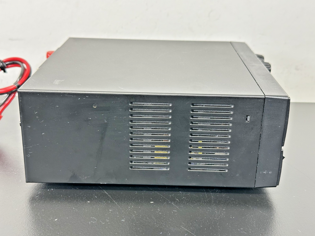 B&K Precision 1688B Switching DC Power Supply 1 18V 0 20A 360W Working4