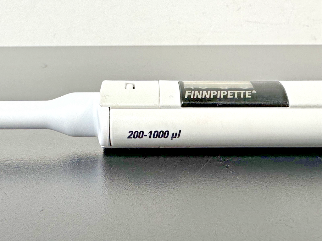 Thermo Finnpipette 4500 200 1000 µL Adjustable Single Channel Pipette3