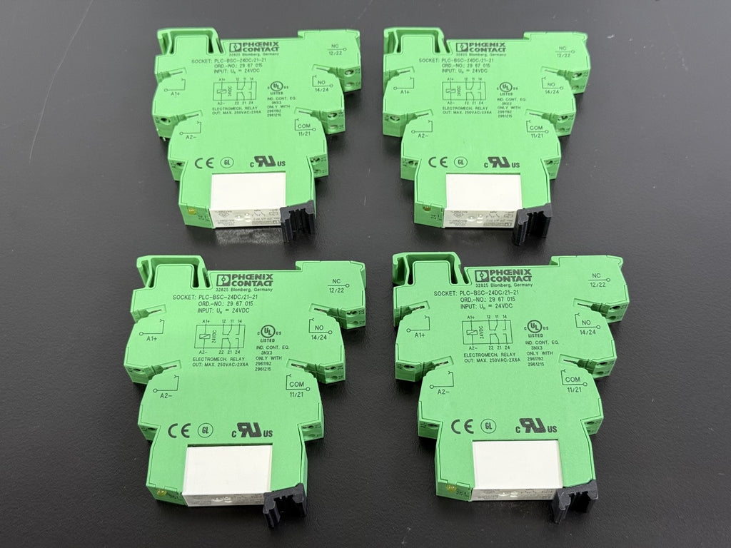 Pheonix Contact Socket PLC BSC 24DC/21 21 (LOT OF 4)0