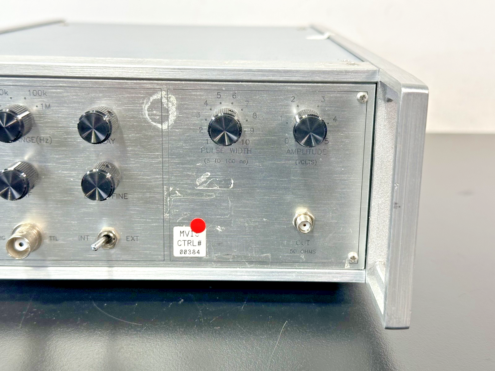 Avtech AVMP 1A C P M 100ps Rise Time 5V 1MHz Pulse Generator Powers On Working2