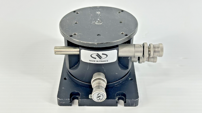 Newport Micro Controle M PO80BD Two Axis Tip Tilt Stage Differential Micrometers