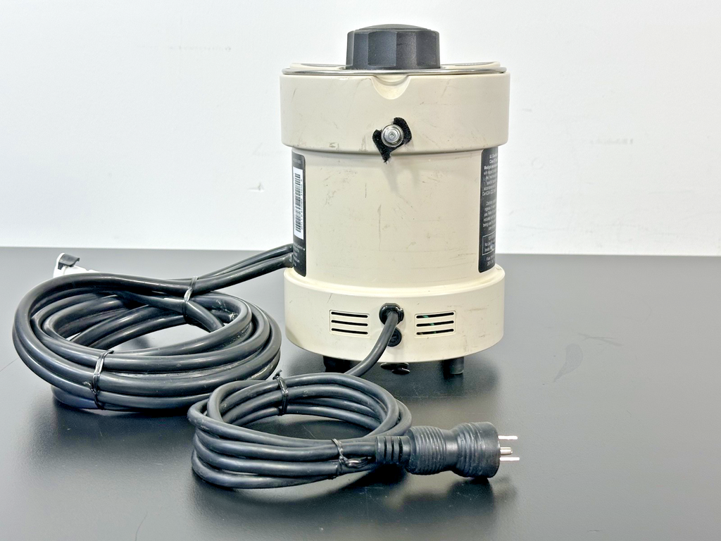 Adroit Medical HTP 1500 Heat Therapy Pump w/ Hose Assembly Powers On3