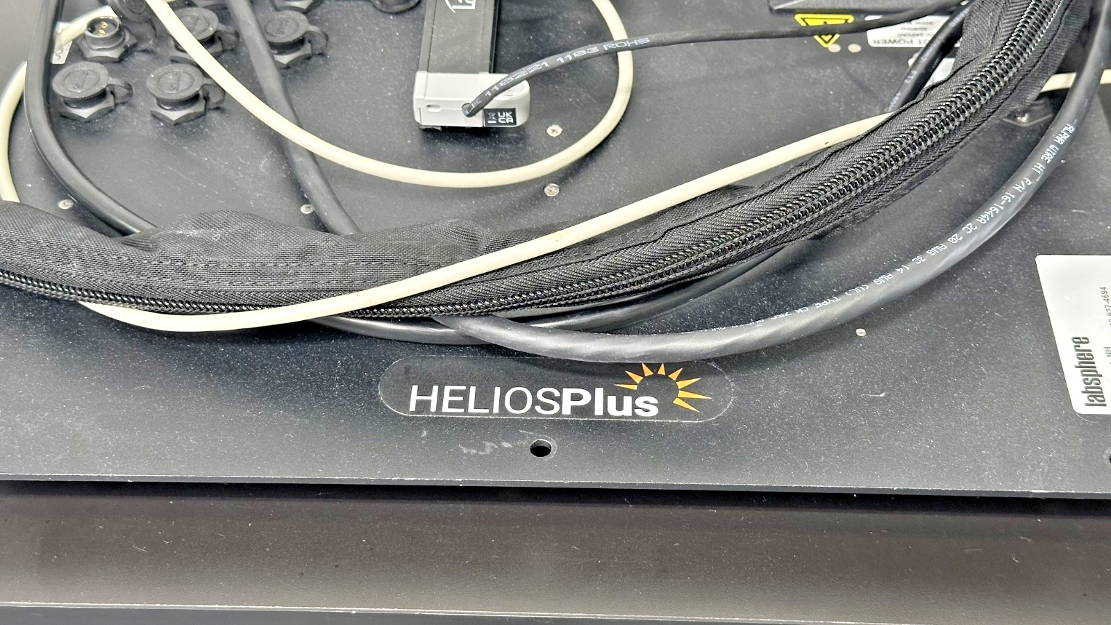 HELIOSPlus VM 8 Inch Uniform Light Source Integrating Sphere System Working10