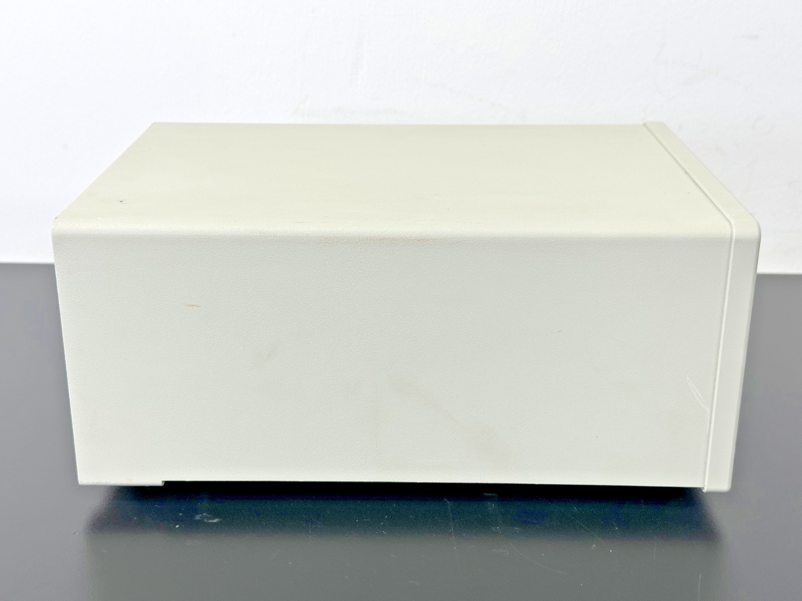 Newport 1936 C Single Channel Optical Power & Energy Meter Working4