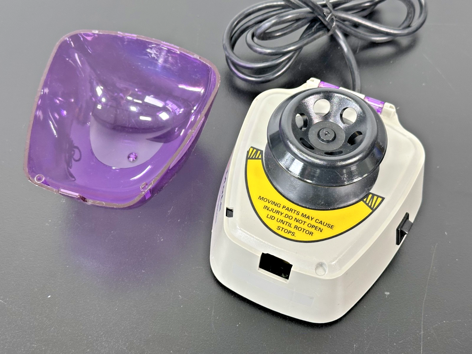 BioExpress C 1301 PC Mini Centrifuge Laboratory Centrifuge 10W Used Has Cracks1