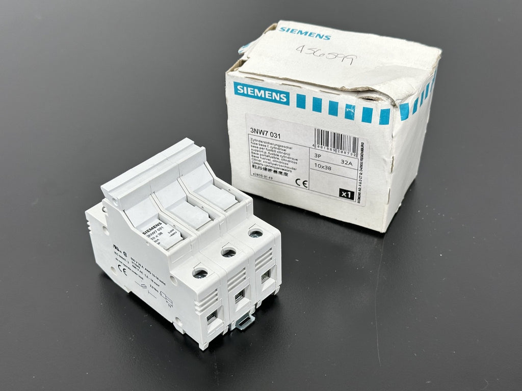 Siemens 3NW7031 3 Pole 32A Fuse Holder 10x38 DIN Rail Mount w/ Box0