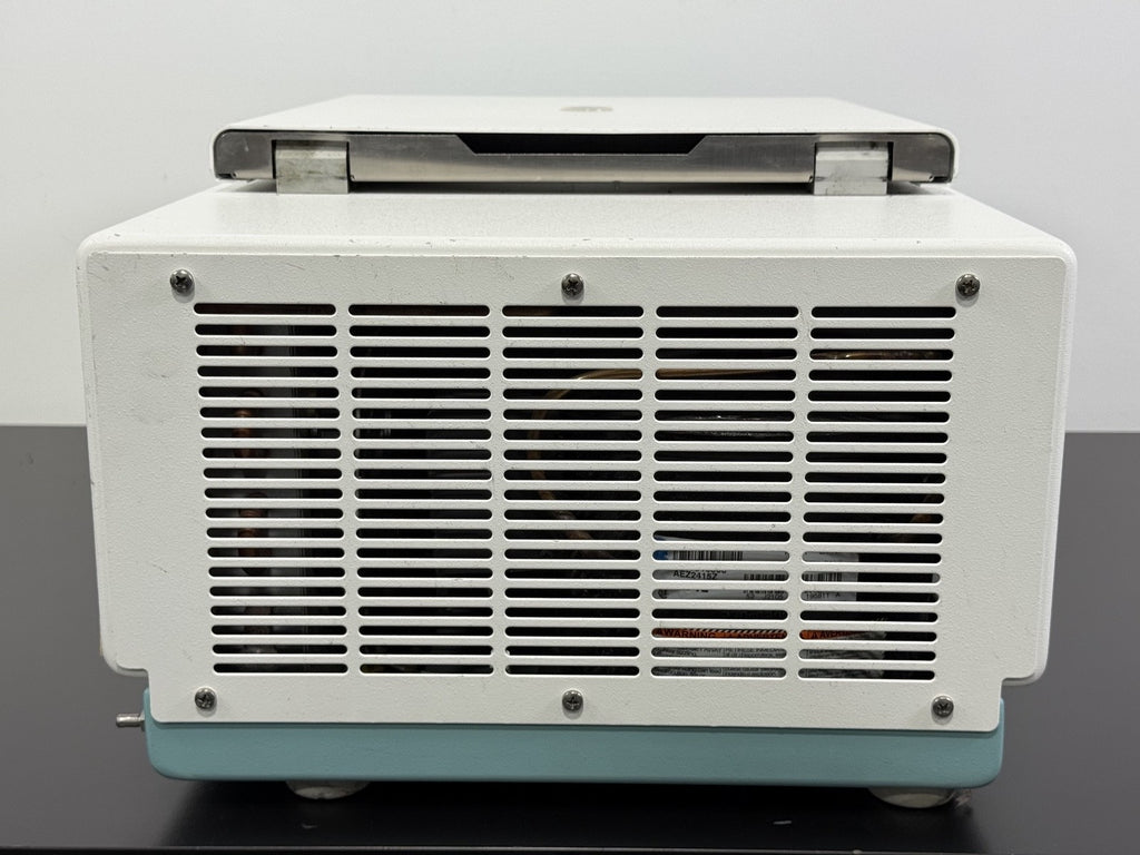 Hettich Universal 32R Refrigerated Centrifuge with 4000rpm Rotor Lab13