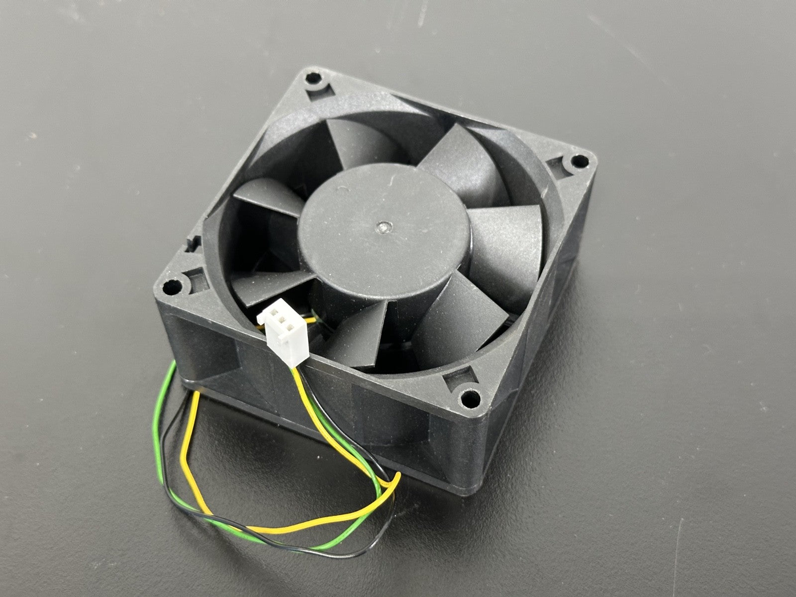 COFAN F 8038HH12B 12V DC 1.00A Brushless Cooling Fan 3 Wire2