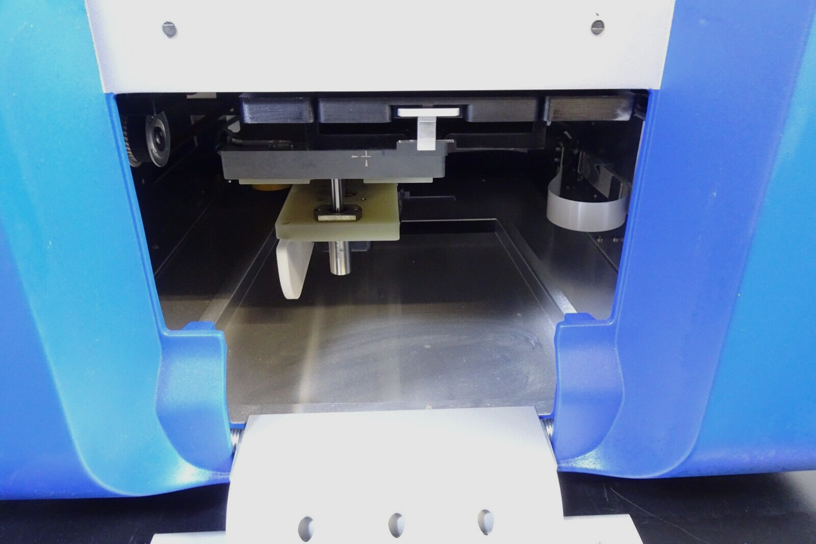 Caliper Life Sciences LabChip GX Automated Electrophoresis System6