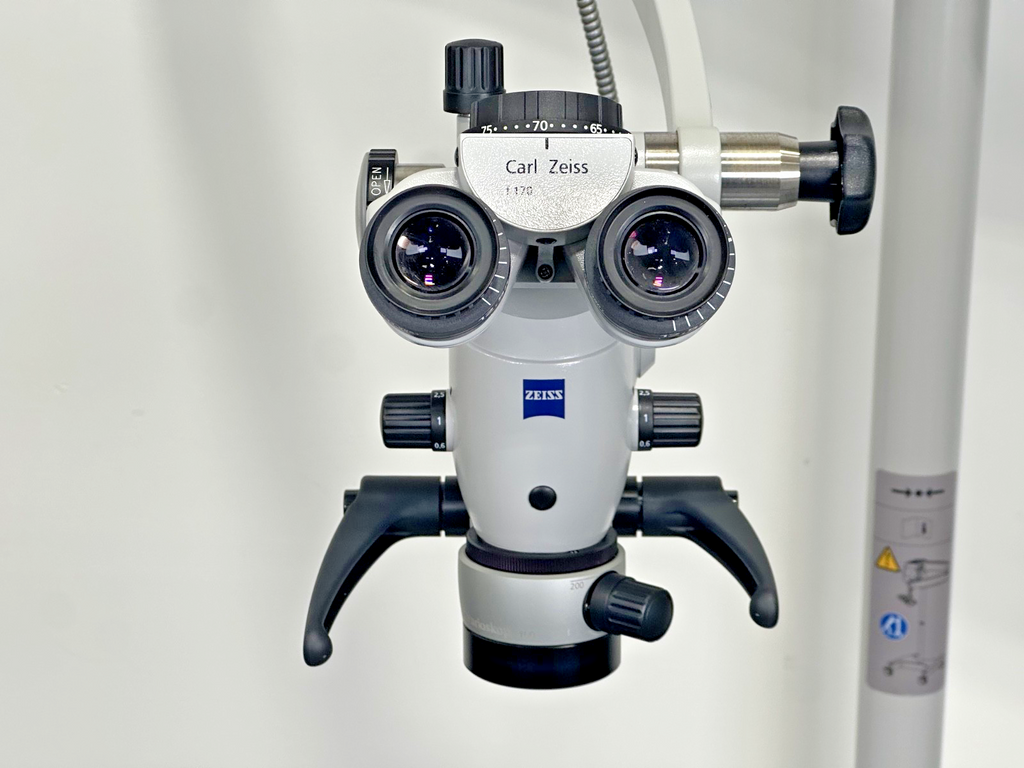 Carl Zeiss OPMI Pico S100 Dental Microscope Floor Stand Tested Working4