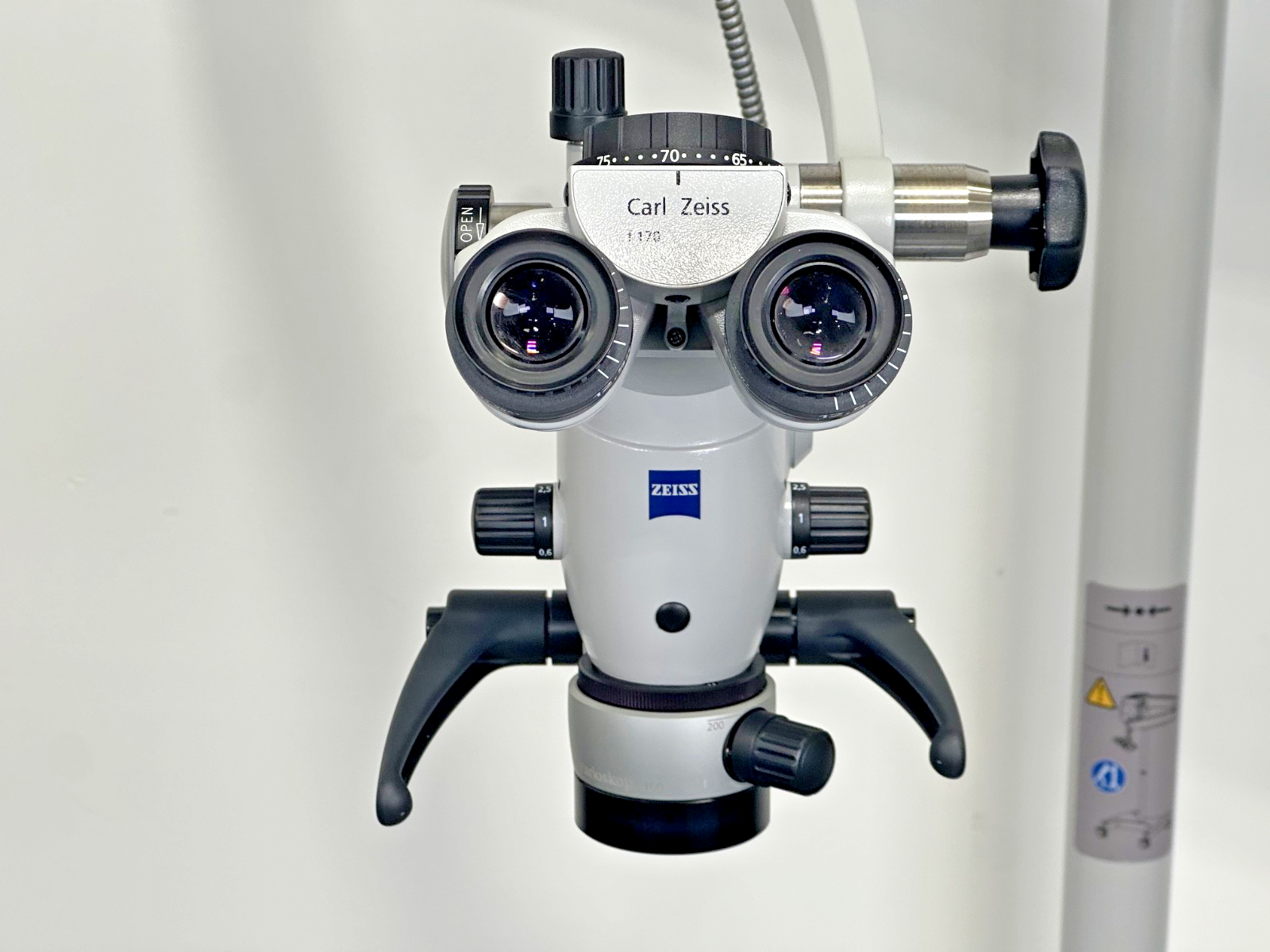 Carl Zeiss OPMI Pico S100 Dental Microscope Floor Stand Tested Working4