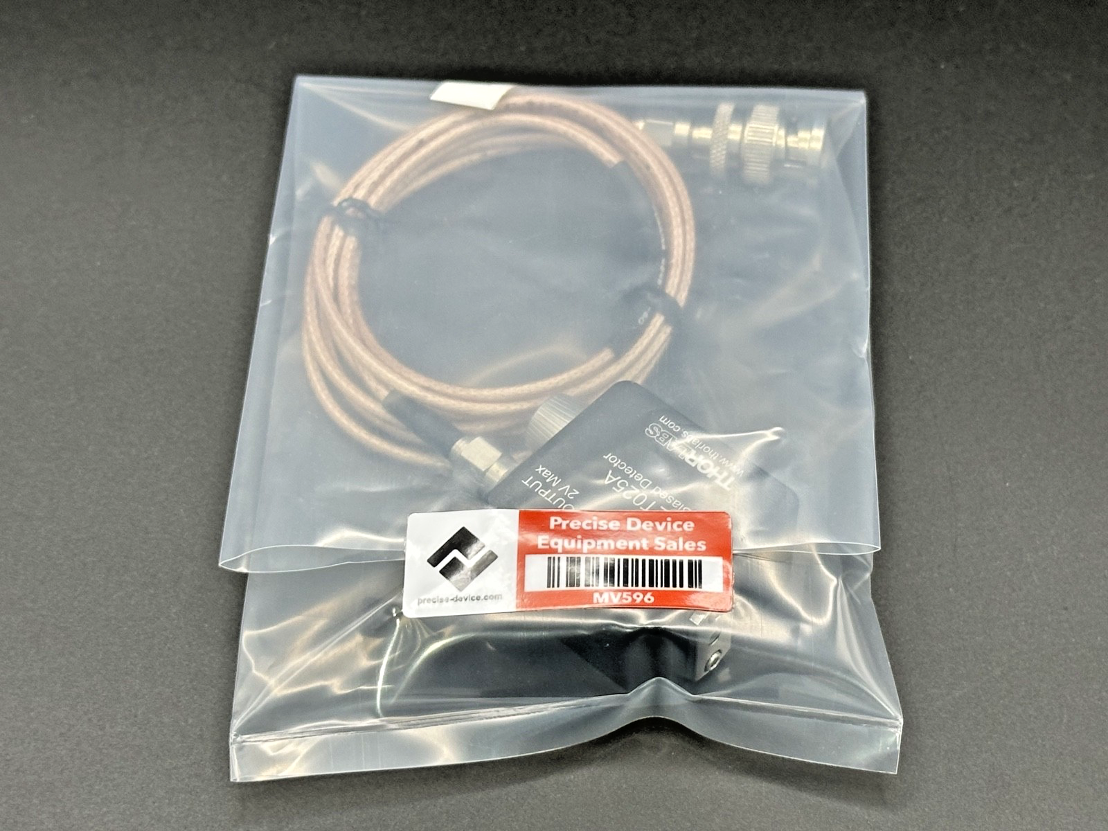 Thorlabs DET025A 2GHz Si Biased Photodetector 400–1100nm w/SMA BNC Cable5