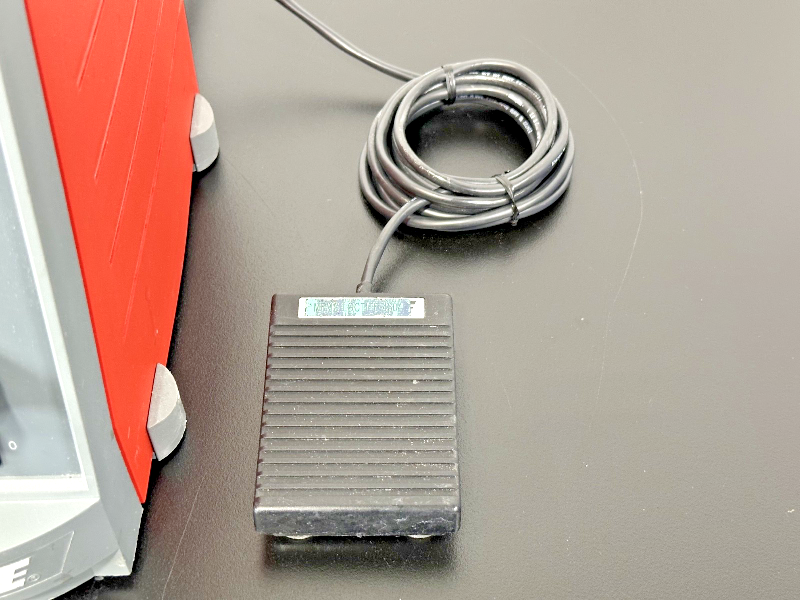Loctite 97006 Digital Precision Syringe Dispenser w/ Foot Pedal Powers On7