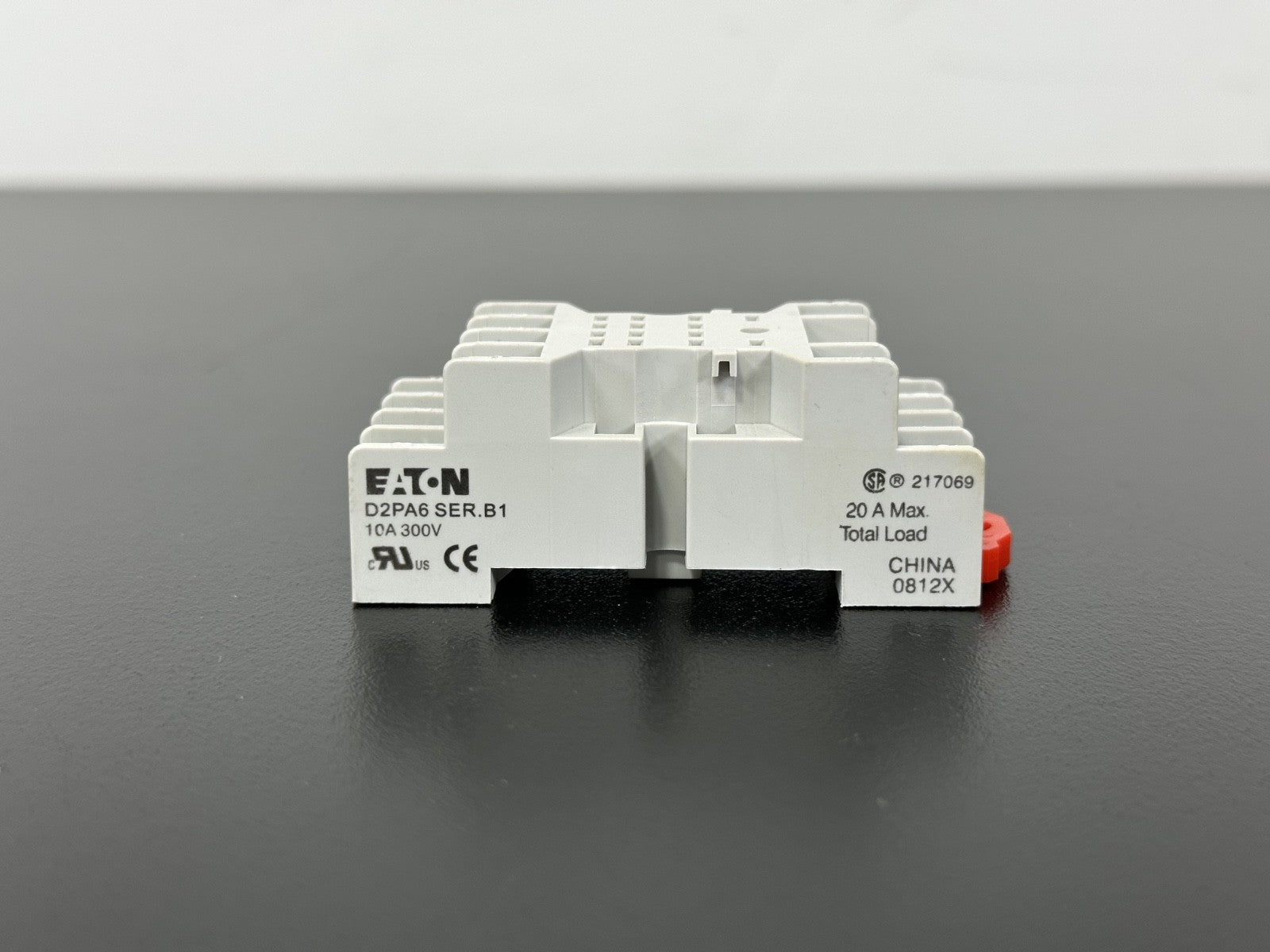 Eaton D2PA6 SER.B1 6 Pole Relay Socket Base 10A 300V DIN Rail Mount0