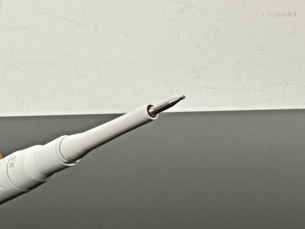 Eppendorf Reference 4910 0.1 2.5 µL Adjustable Single Channel Pipette4