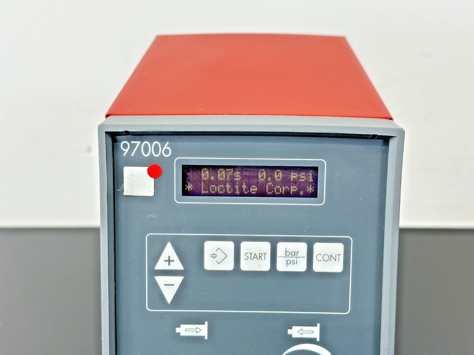Loctite 97006 Digital Precision Syringe Dispenser2