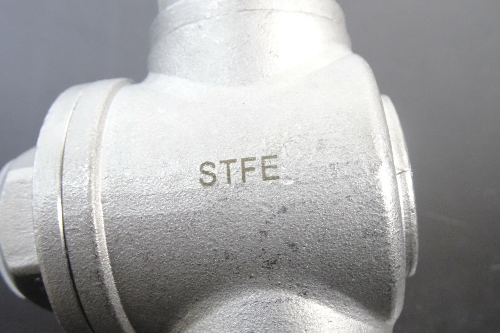  AVS 39 STFE CF8M 1000 WOG 3 Way Valve3