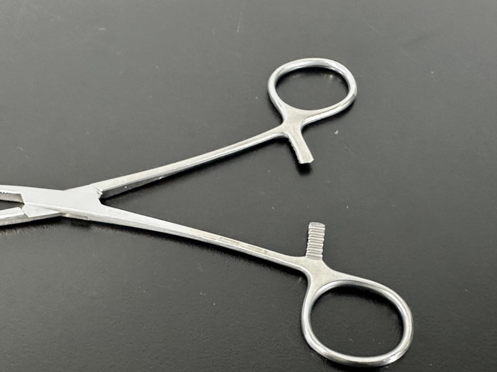 V Mueller SU6080 Straight Hemostat Forceps Locking Surgical Instrument2