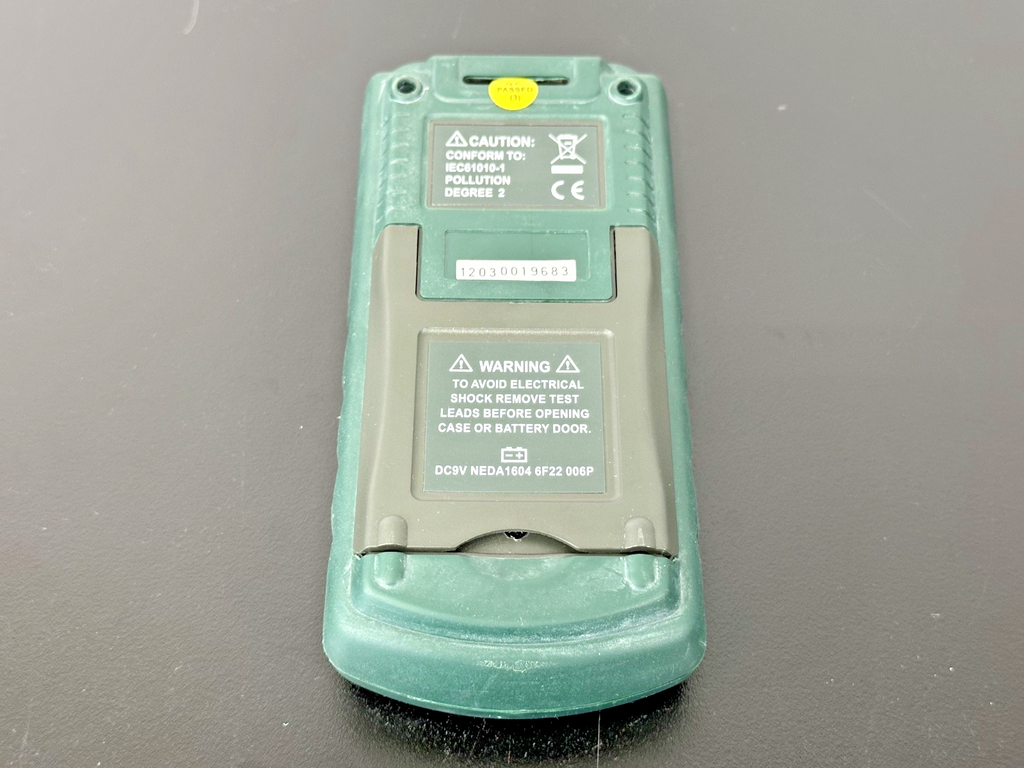 Mastech MS6512 Dual Channel Digital Thermocouple Thermometer Working3