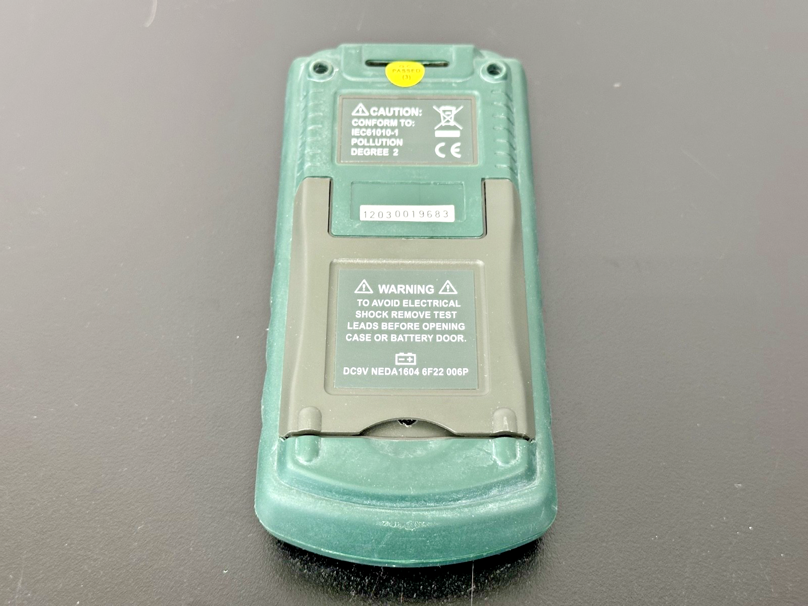 Mastech MS6512 Dual Channel Digital Thermocouple Thermometer Working3