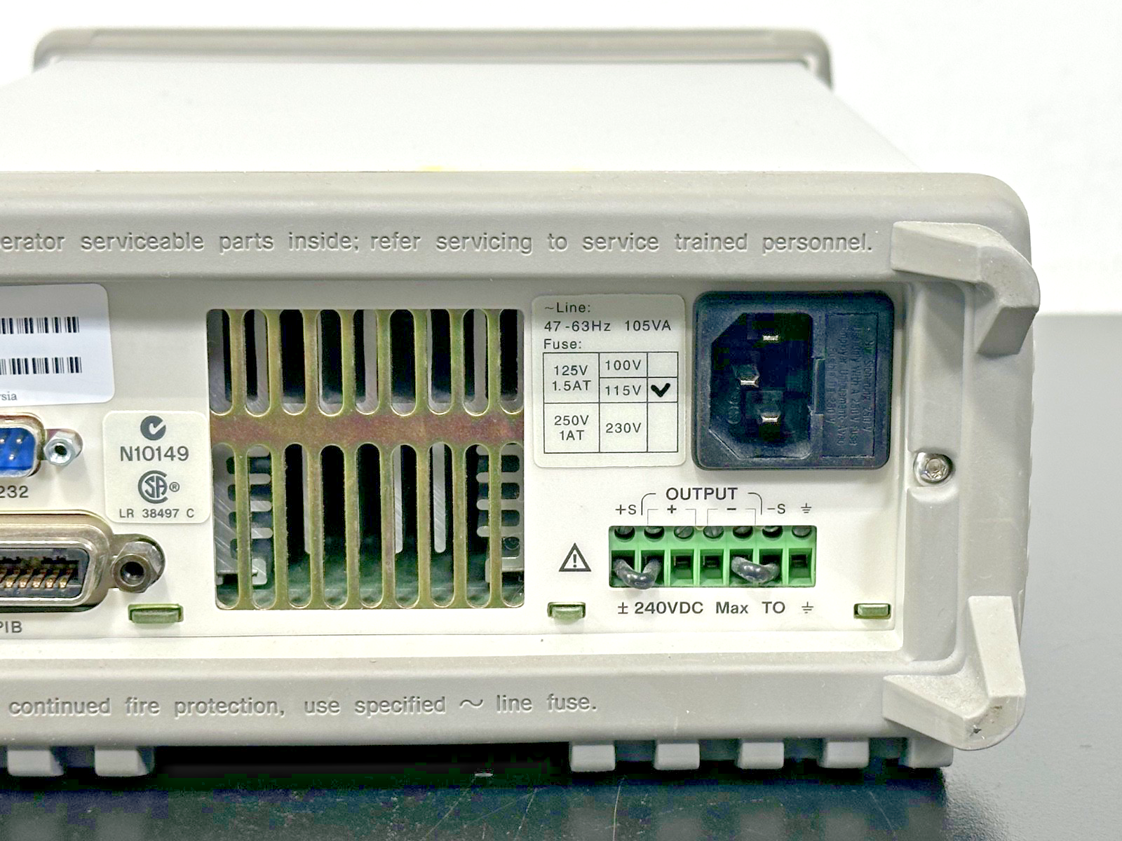 Agilent E3640A Programmable DC Power Supply 0-8V 3A / 0-20V 1.5A Working5