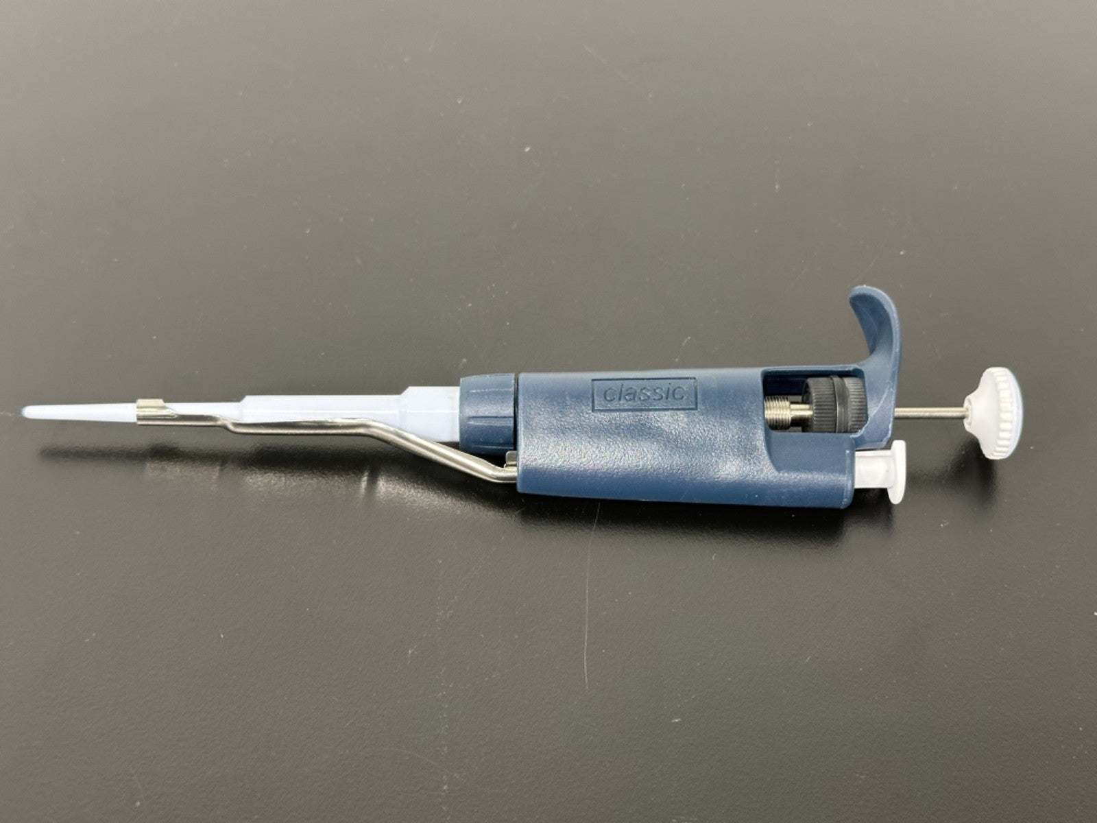 Kain Classic P20 Pipette Pump Controller 2 20µL Adjustable Laboratory1